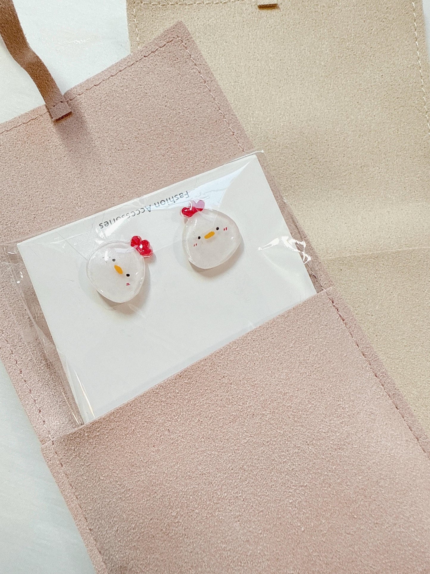 Chick earrings
