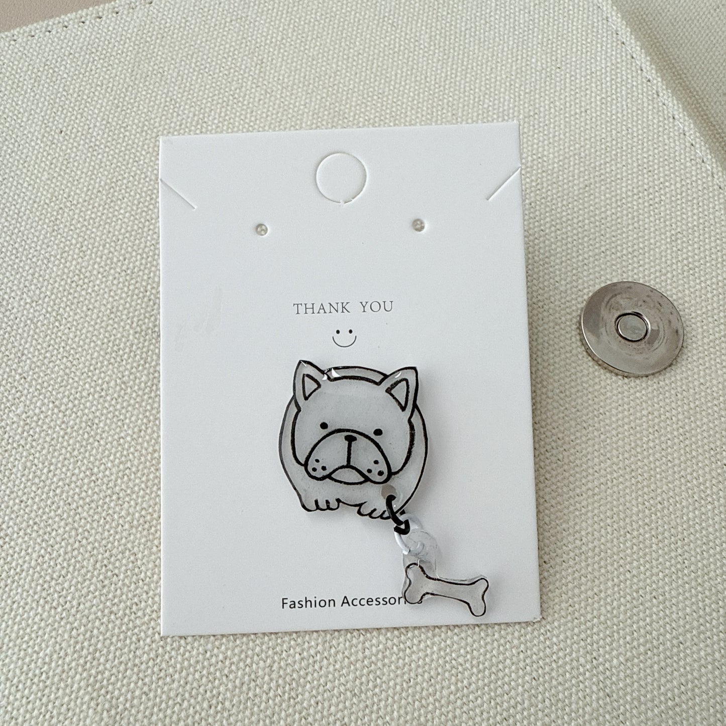 Bulldog pin
