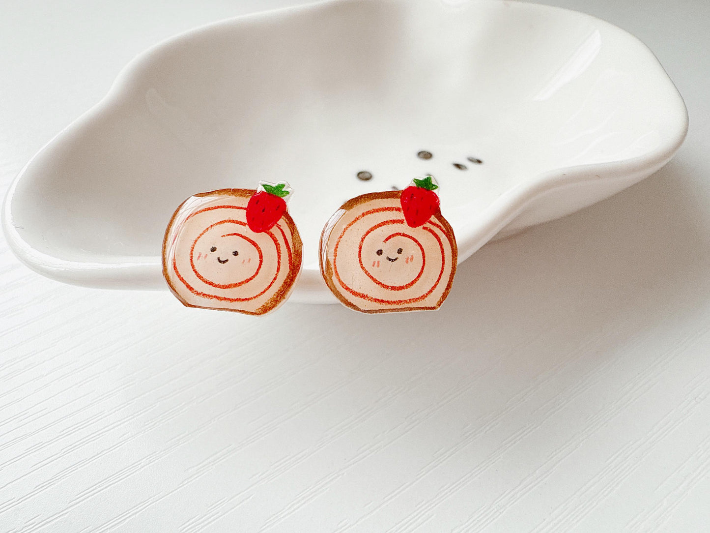 Cake earrings