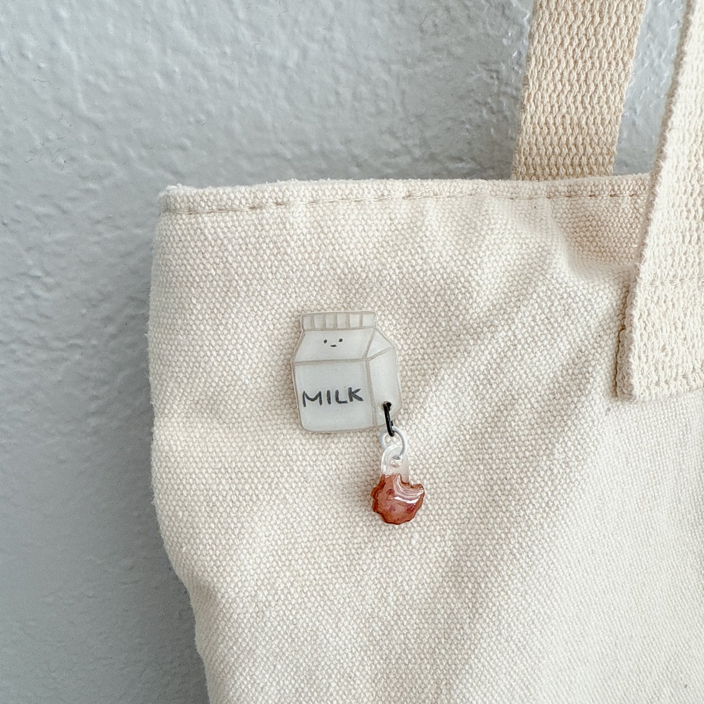 Milk & cookie pin