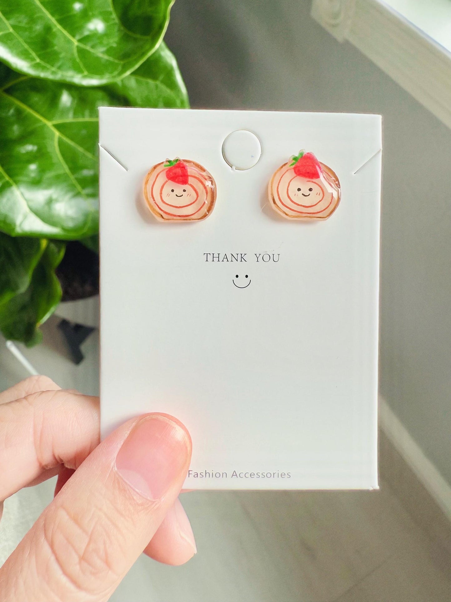 Cake earrings